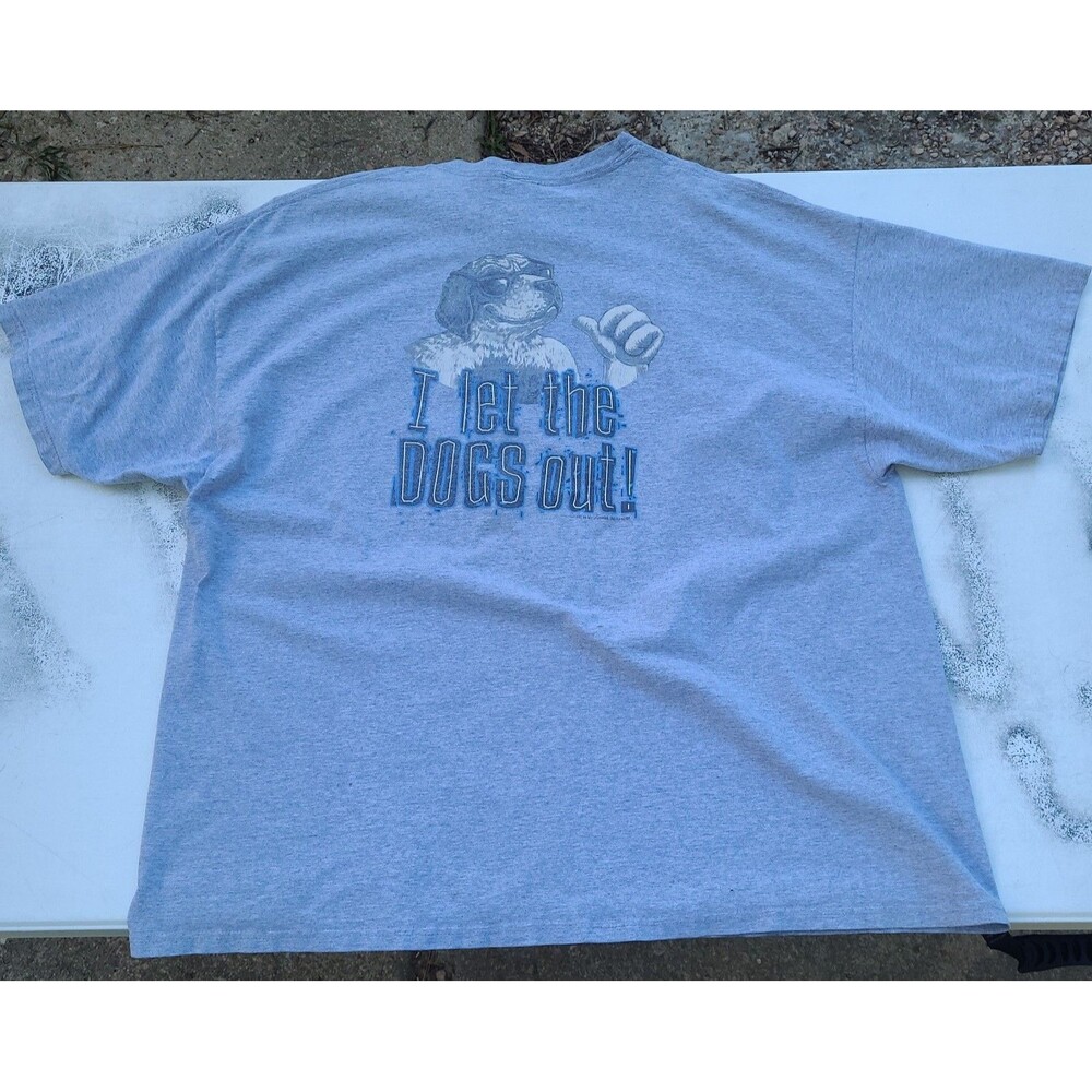 Vintage Big Dogs Let the Dogs Out  T-Shirt